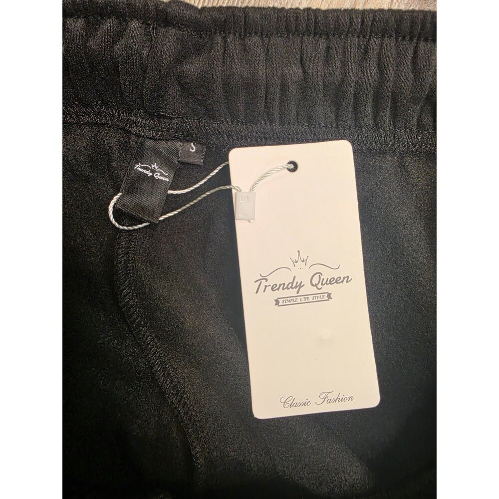 Trendy Queen Womens Cargo Joggers Size S Black Sweatpants Drawstring NWT - Picture 7 of 8